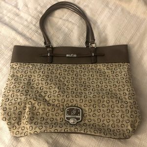 Guess Shoulder Bag